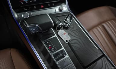 A6 (C8)