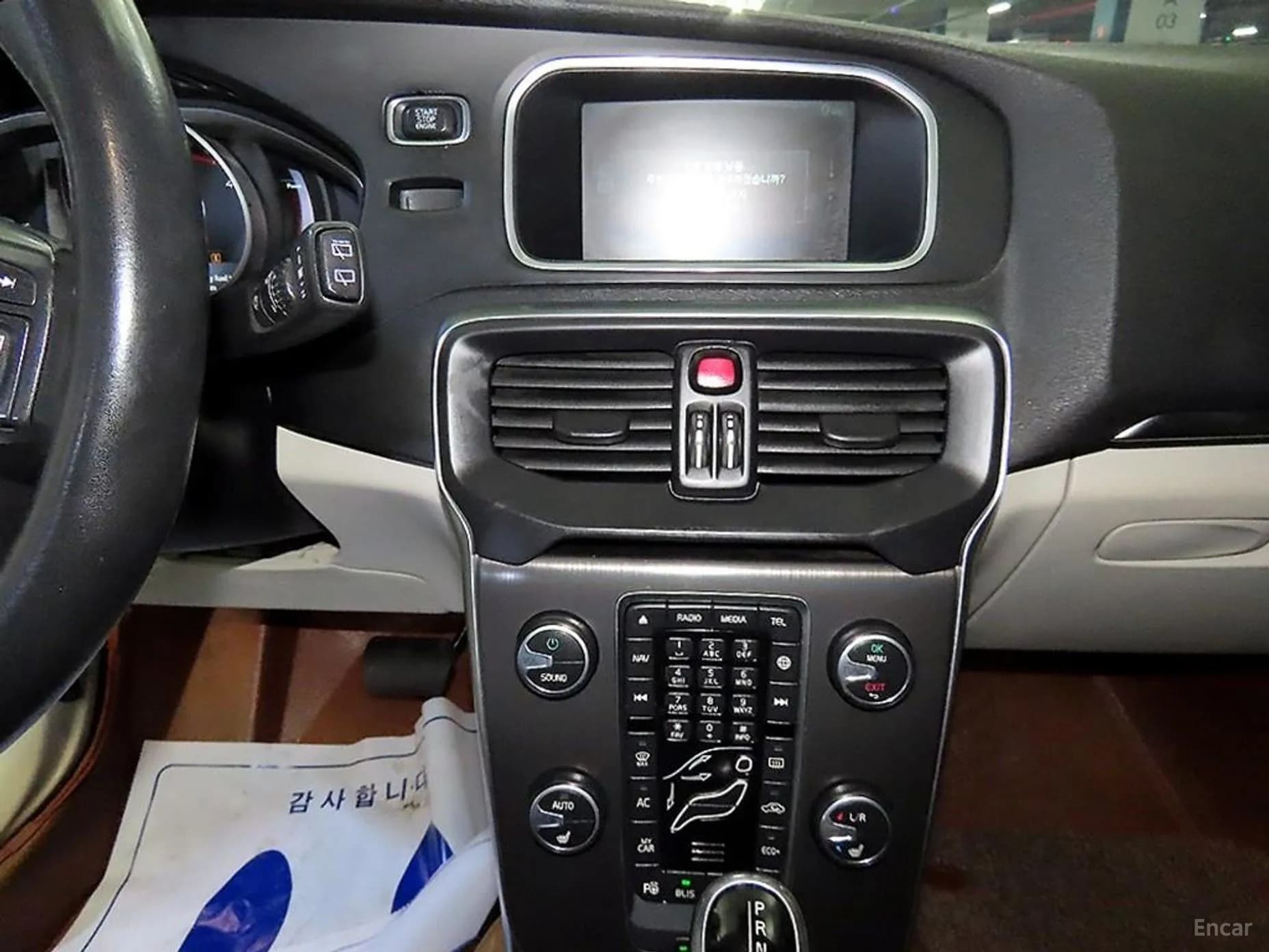 V40