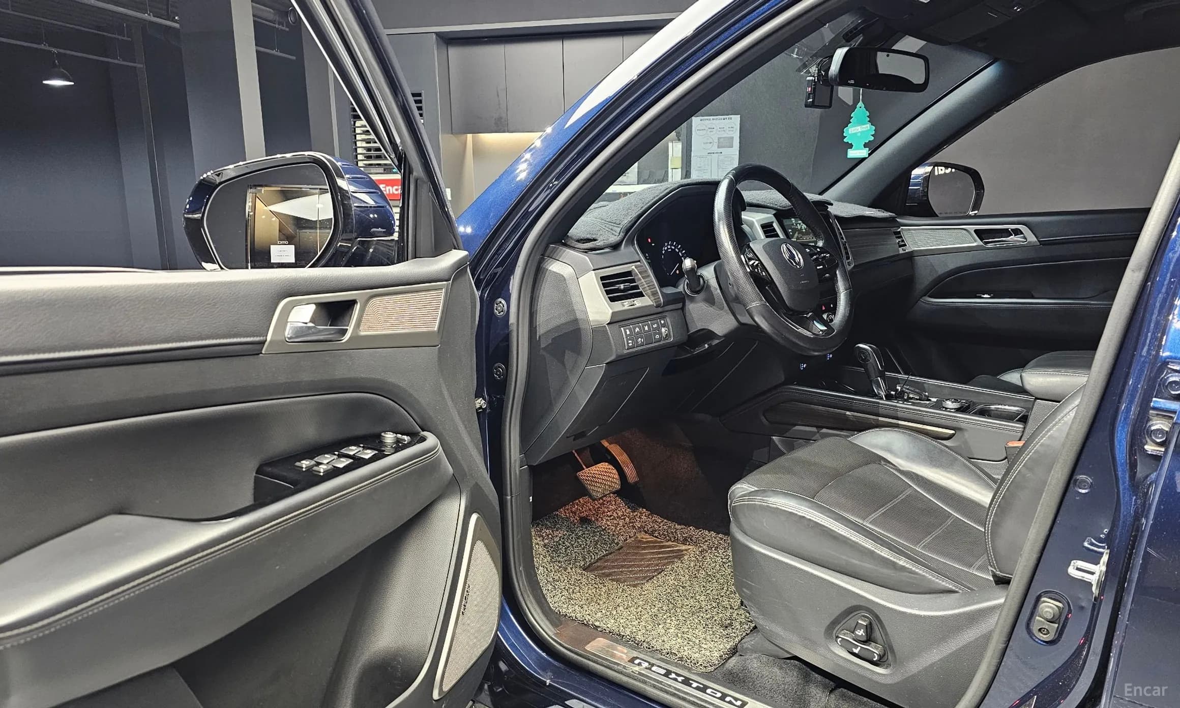 G4 Rexton