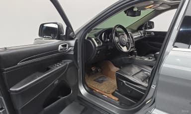 Grand Cherokee