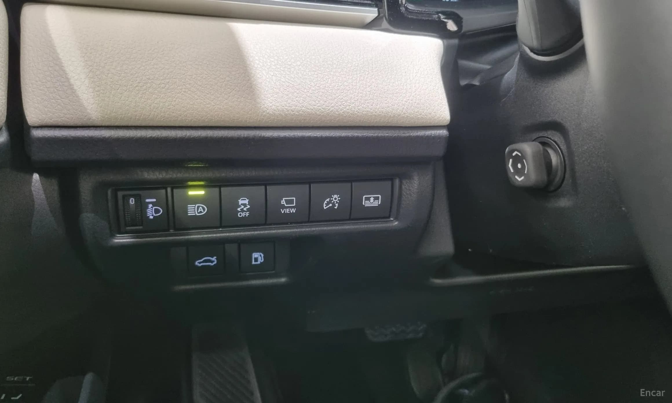 Camry (XV80)