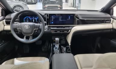 Camry (XV80)