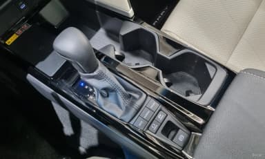 Camry (XV80)