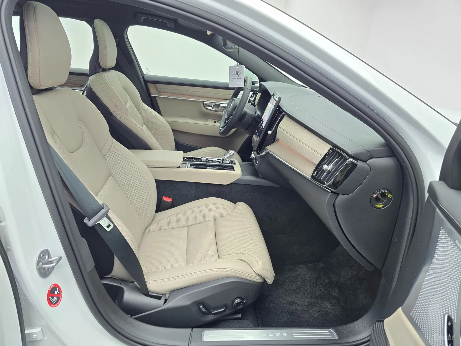 S90