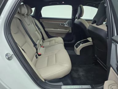 S90