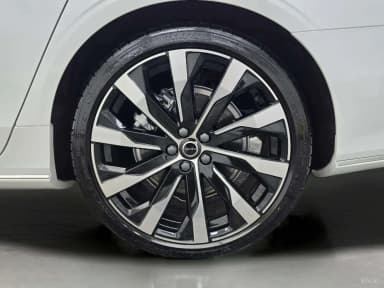 S90