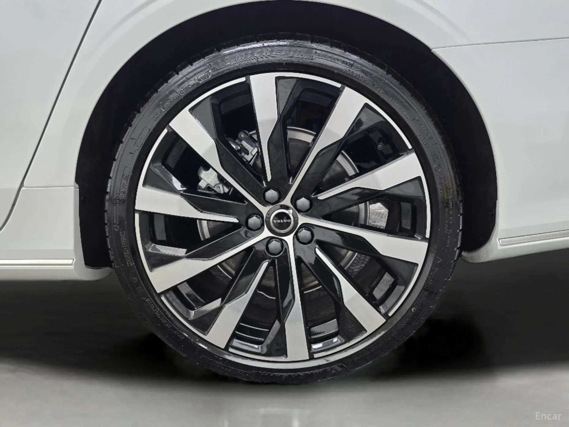 S90