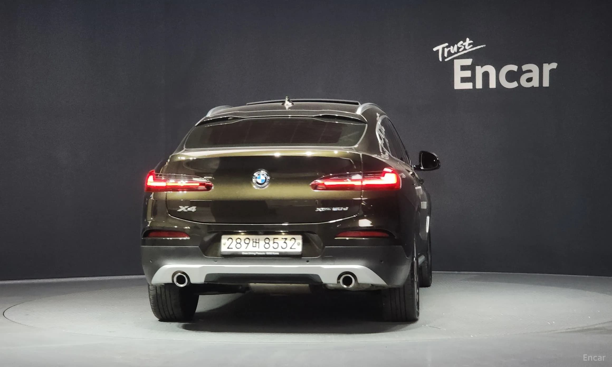 X4 (G02)