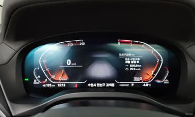 X4 (G02)