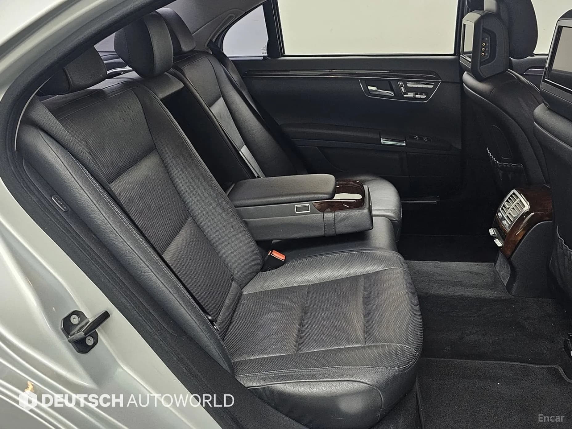 S-Class W221