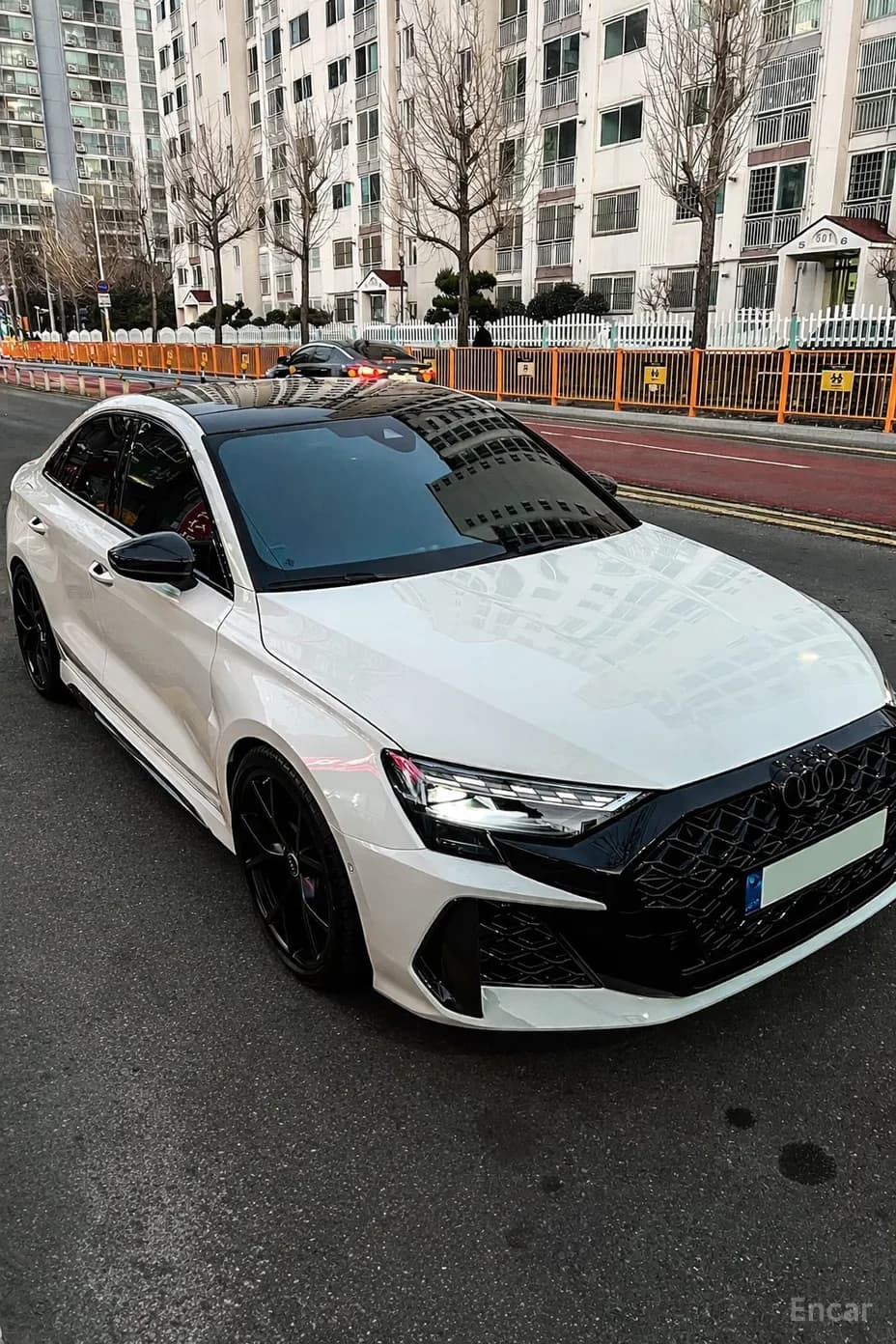 RS3 (8Y)