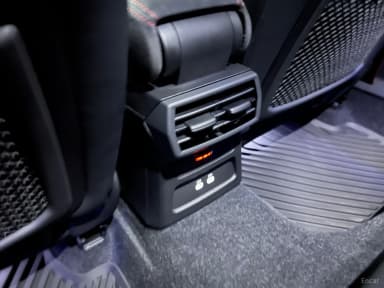RS3 (8Y)