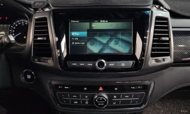 Rexton Sports Khan