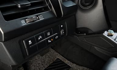 Rexton Sports Khan