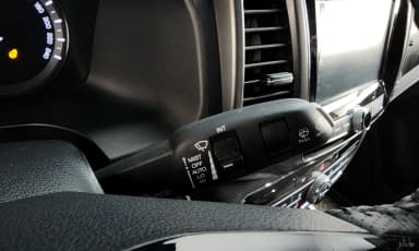 Rexton Sports Khan