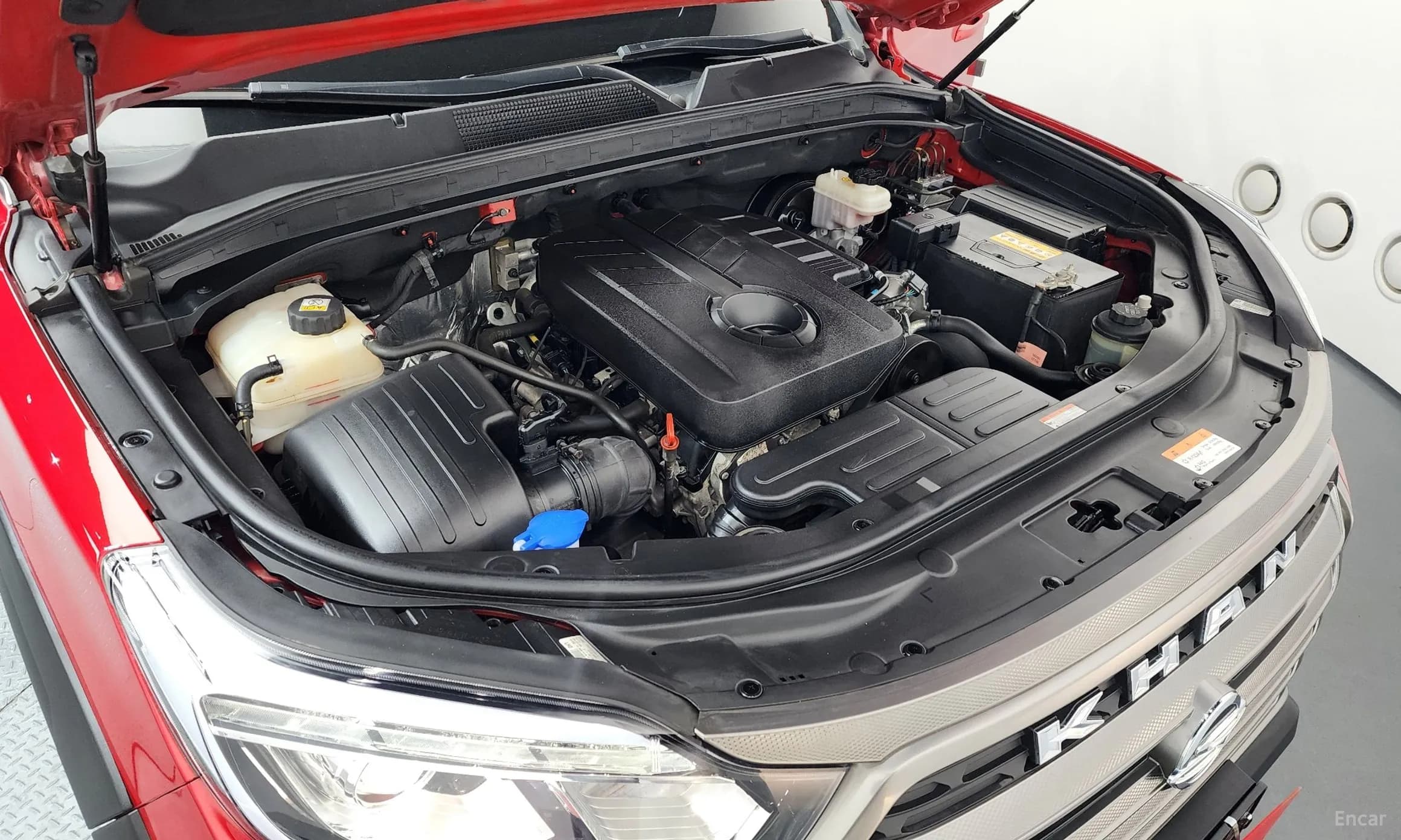 Rexton Sports Khan
