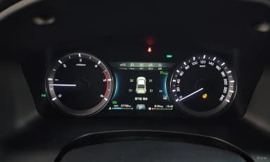 Rexton Sports Khan