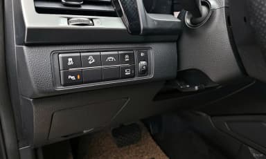 Rexton Sports Khan