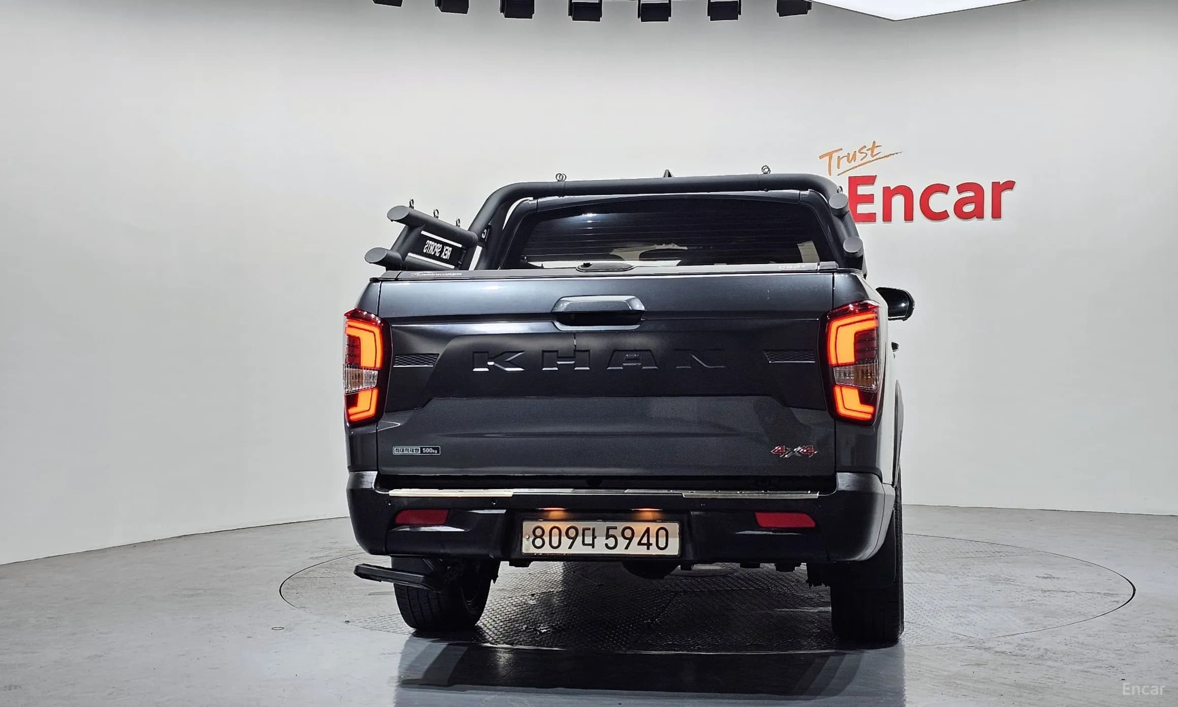 Rexton Sports Khan