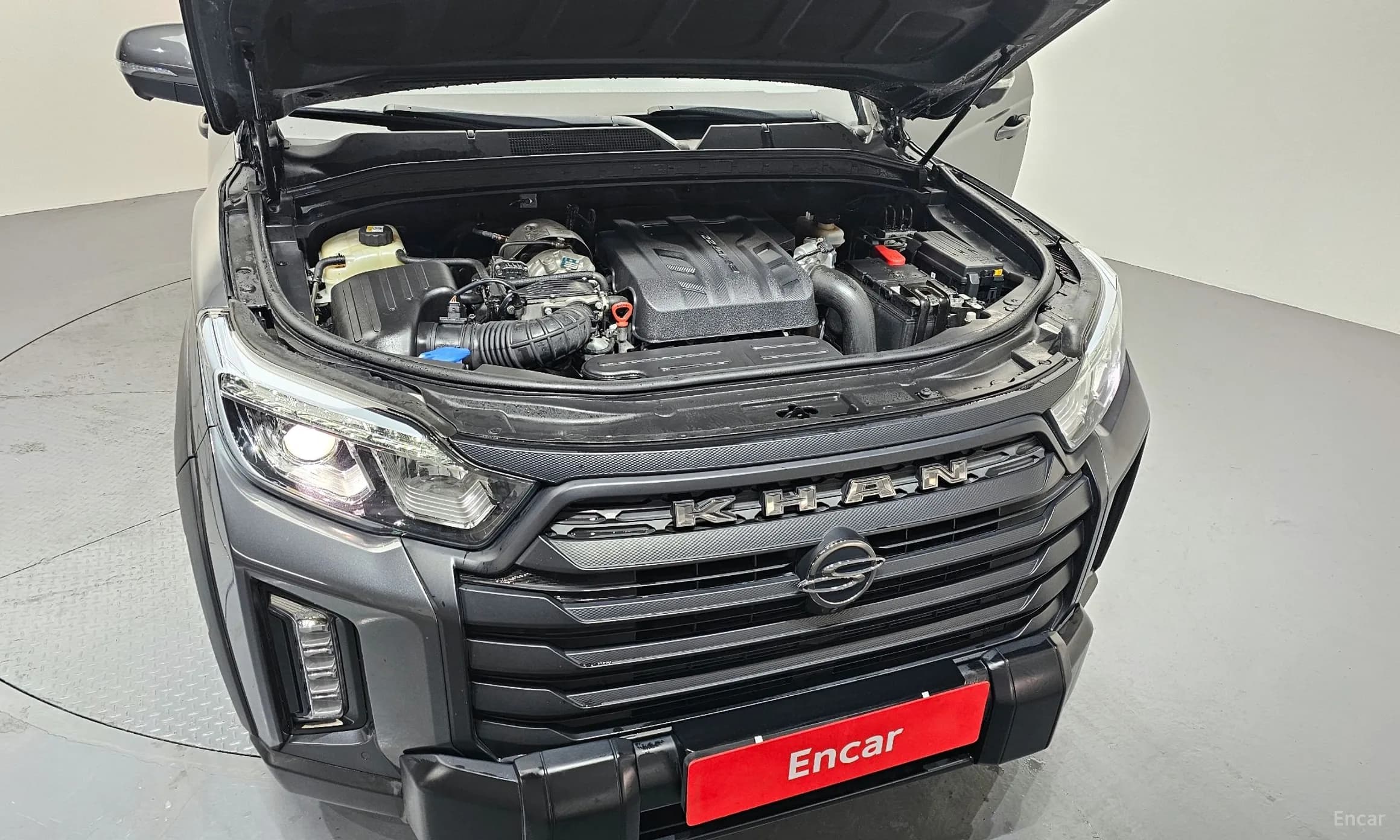 Rexton Sports Khan