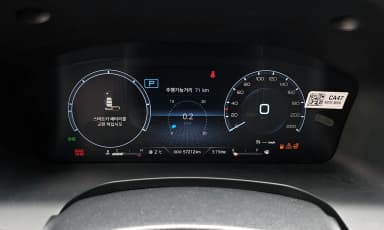 Rexton Sports Khan