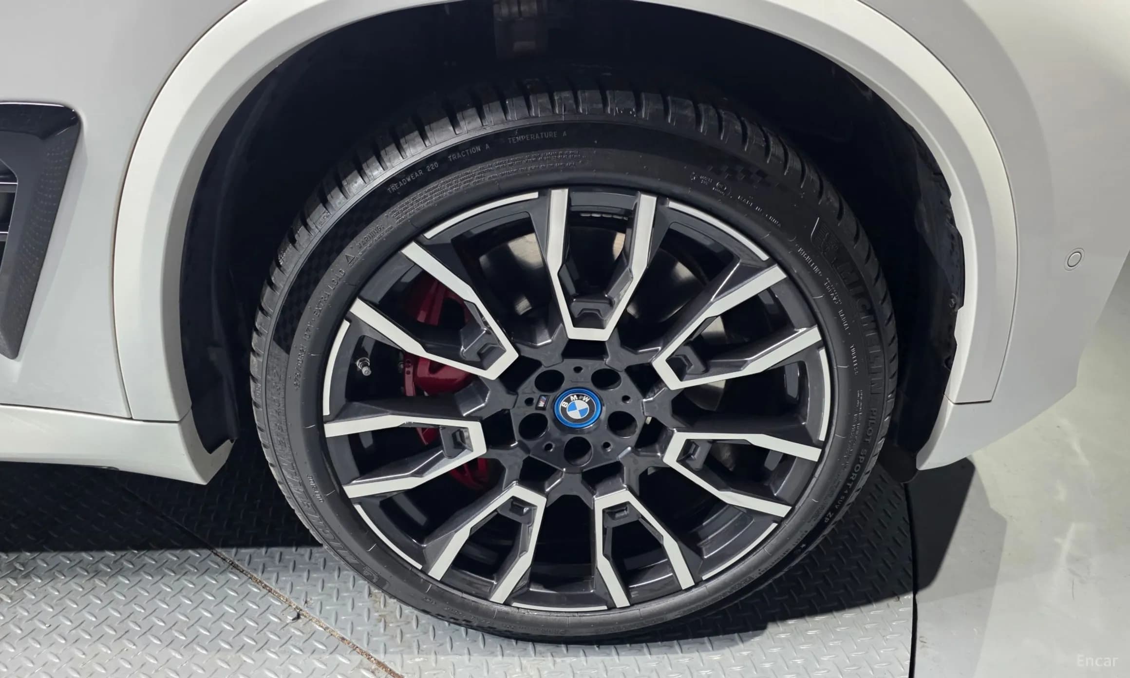 X5 (G05)