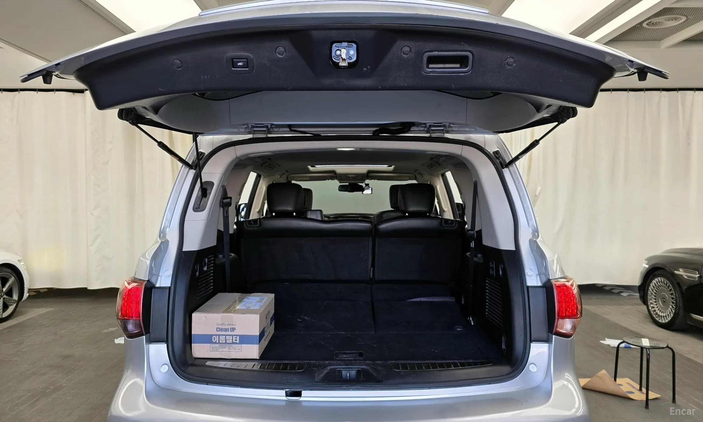 QX56