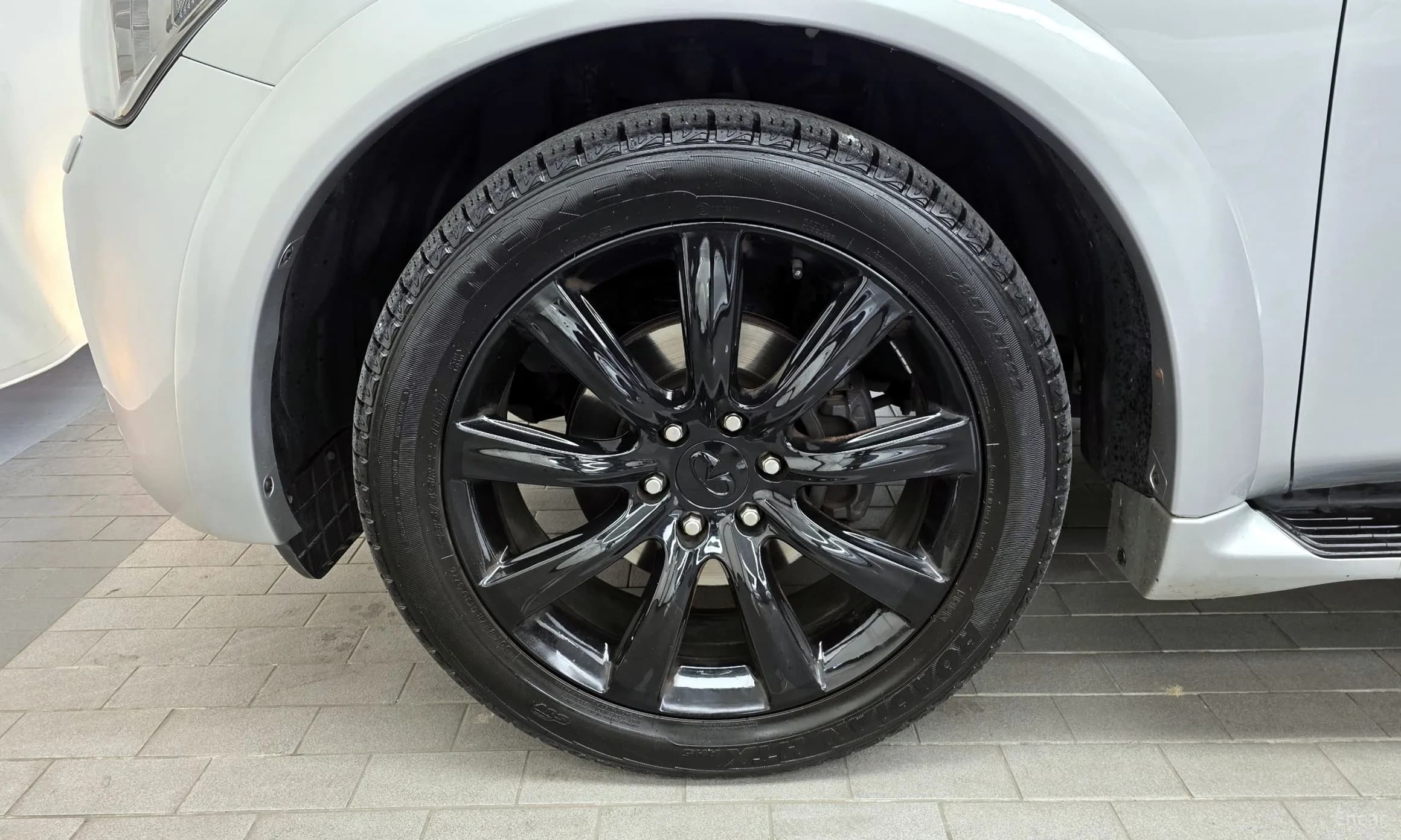 QX56