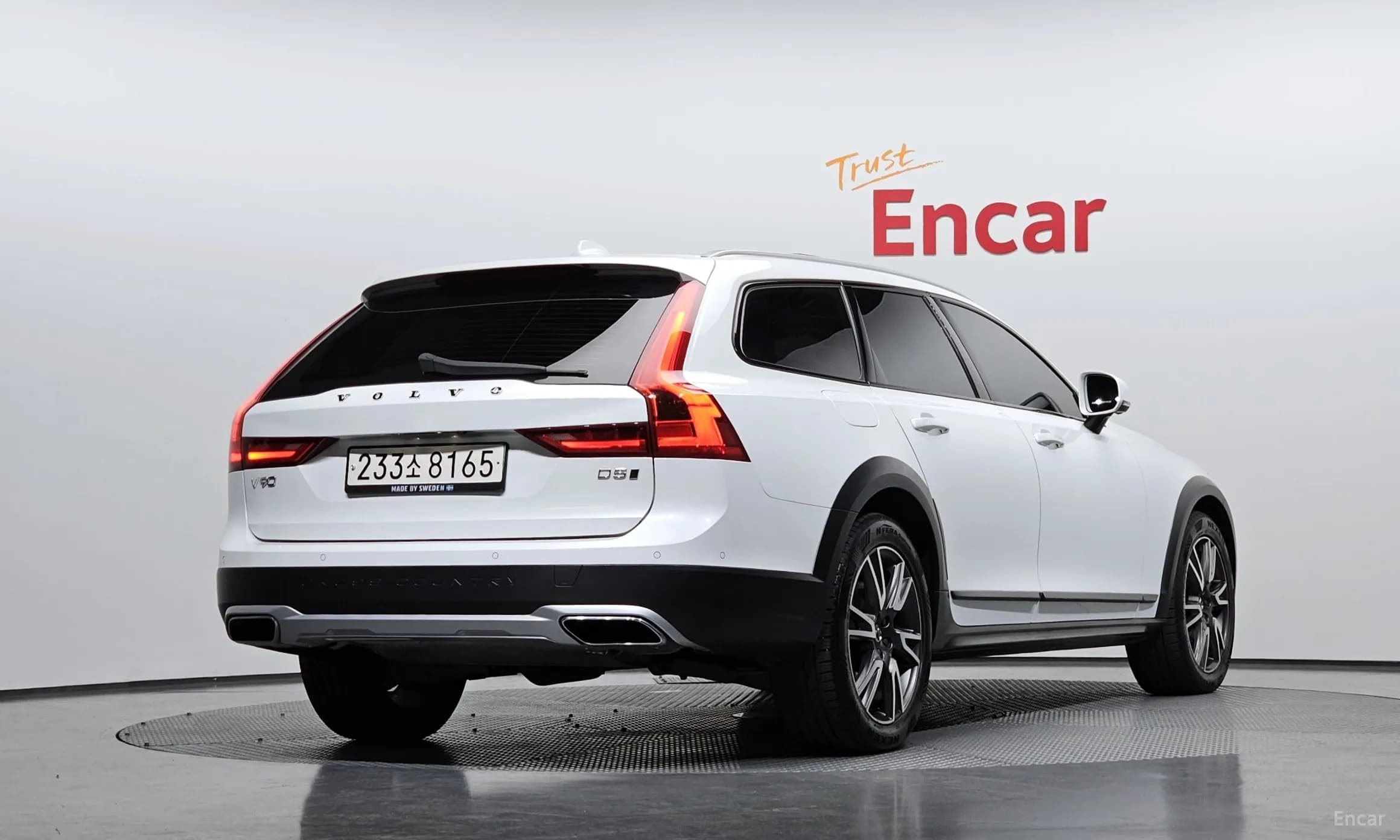V90 Cross Country