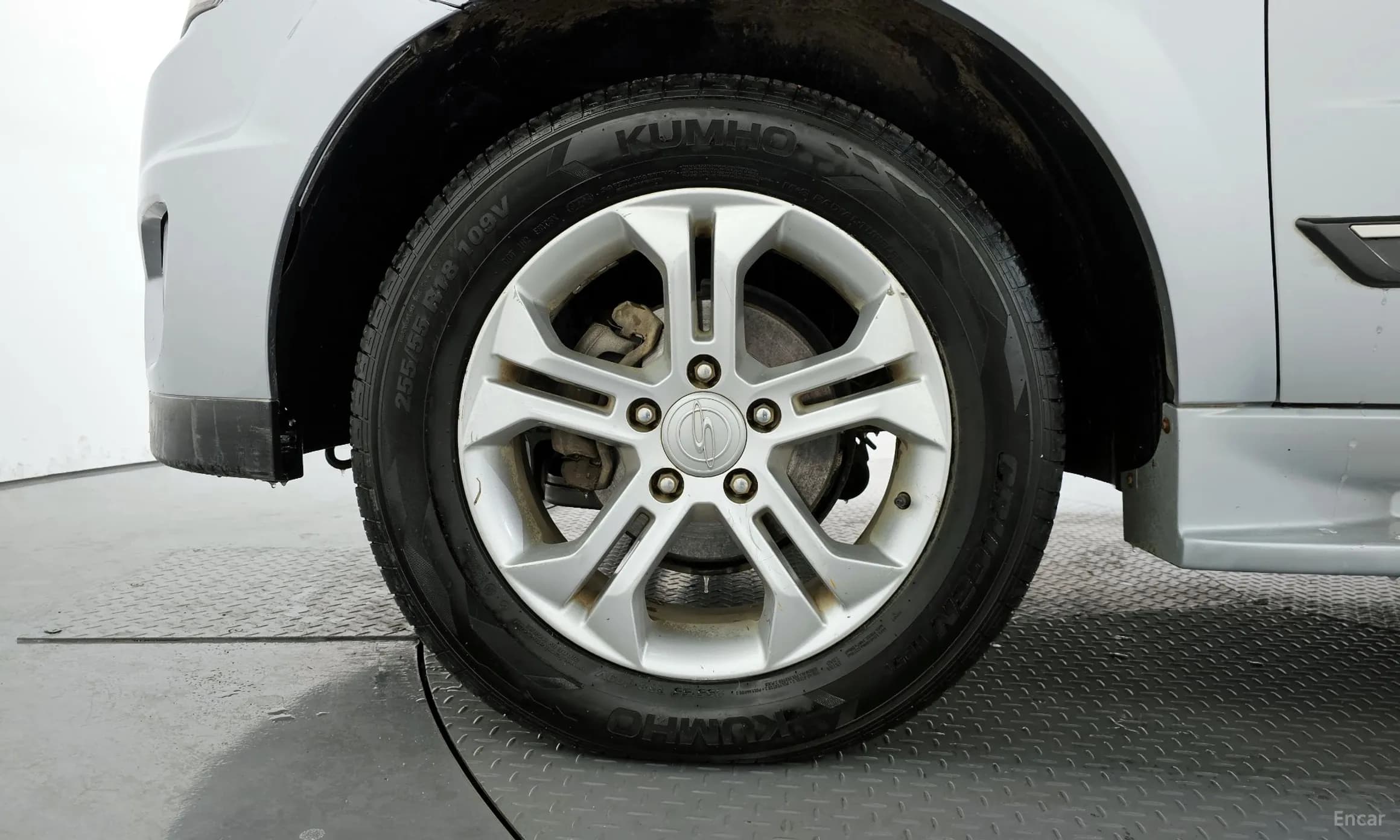Korando Sports