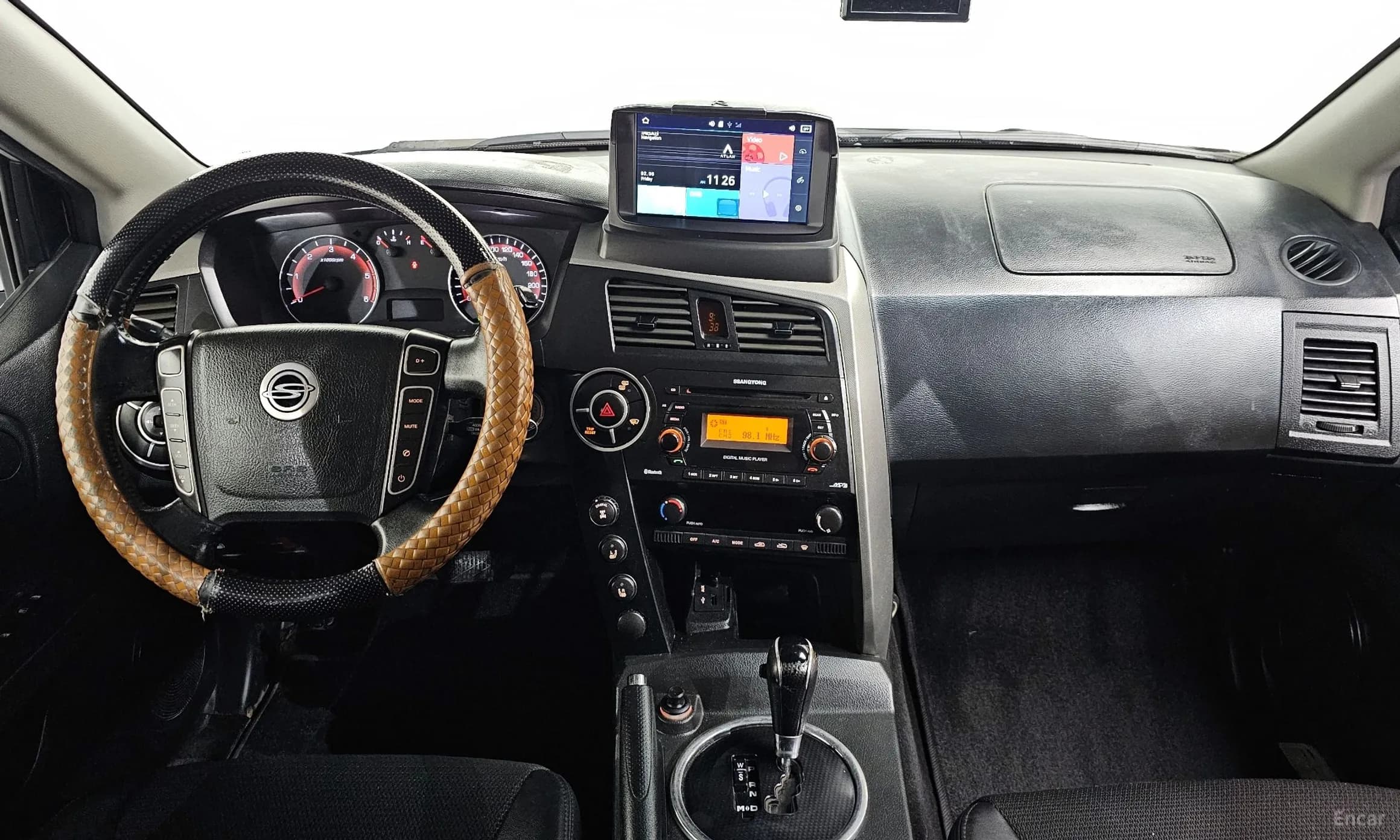 Korando Sports