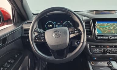 Rexton Sports Khan