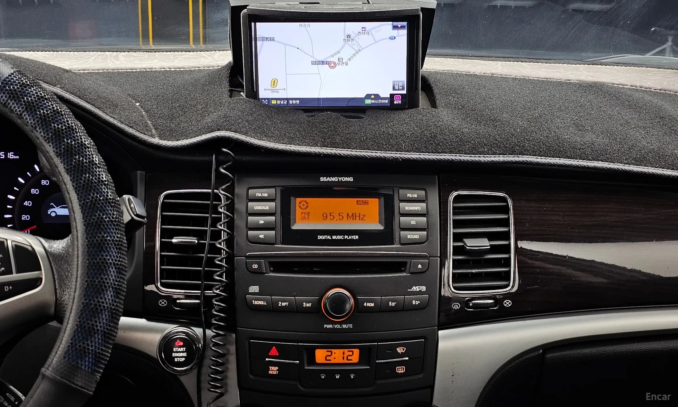 Korando C
