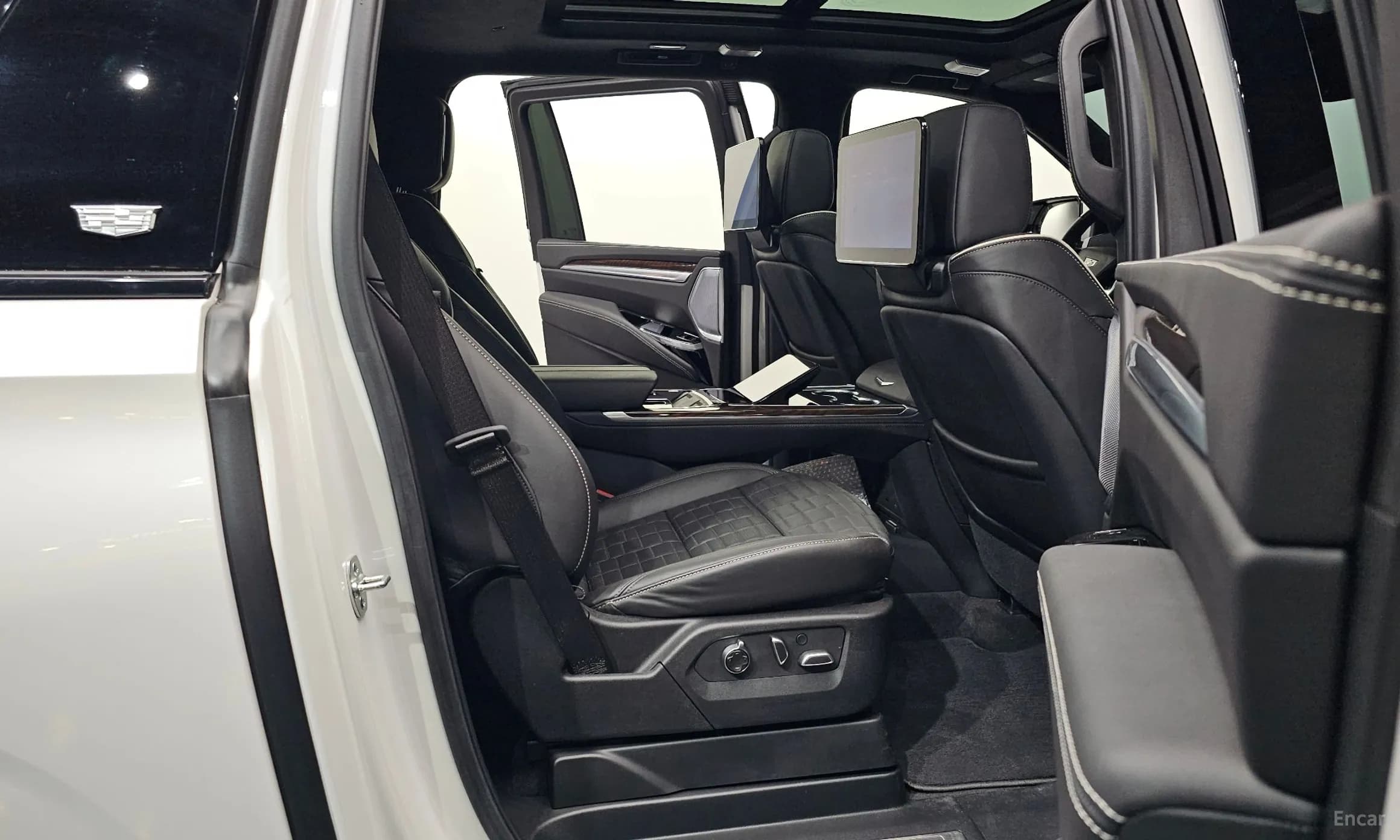 Escalade 5th Generation
