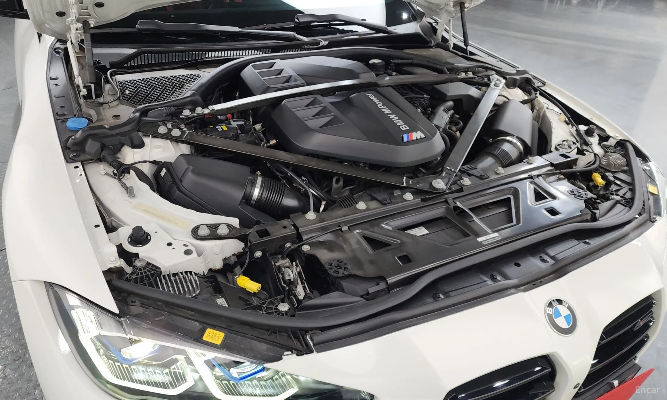 M4 (G82)