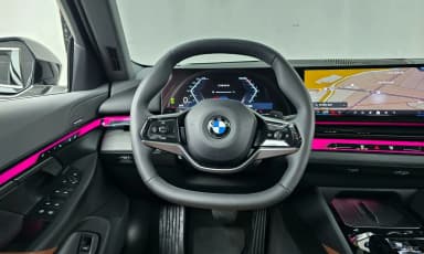 5 Series (G60)