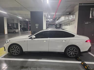 5 Series (G60)