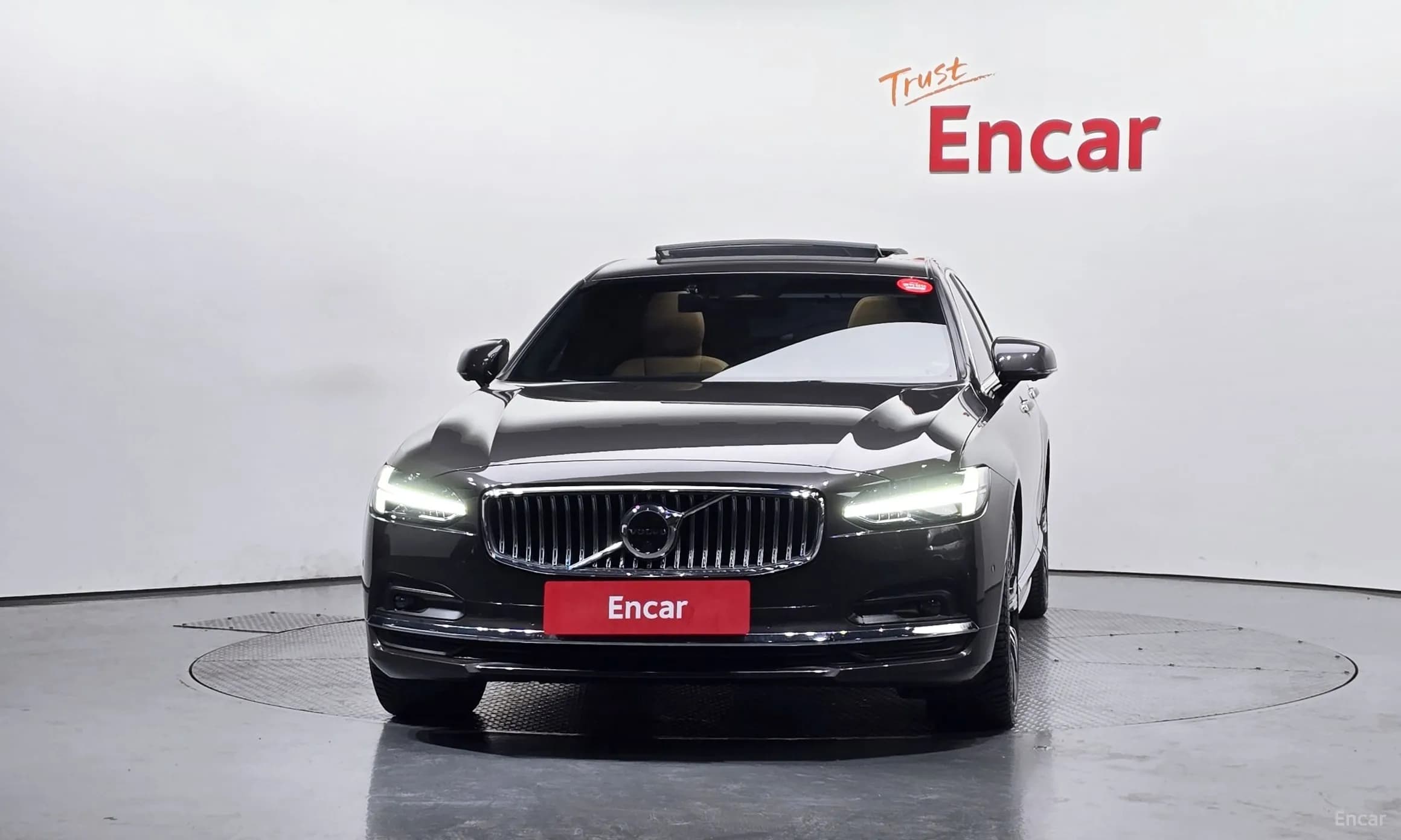 S90