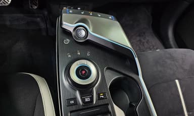 EV6