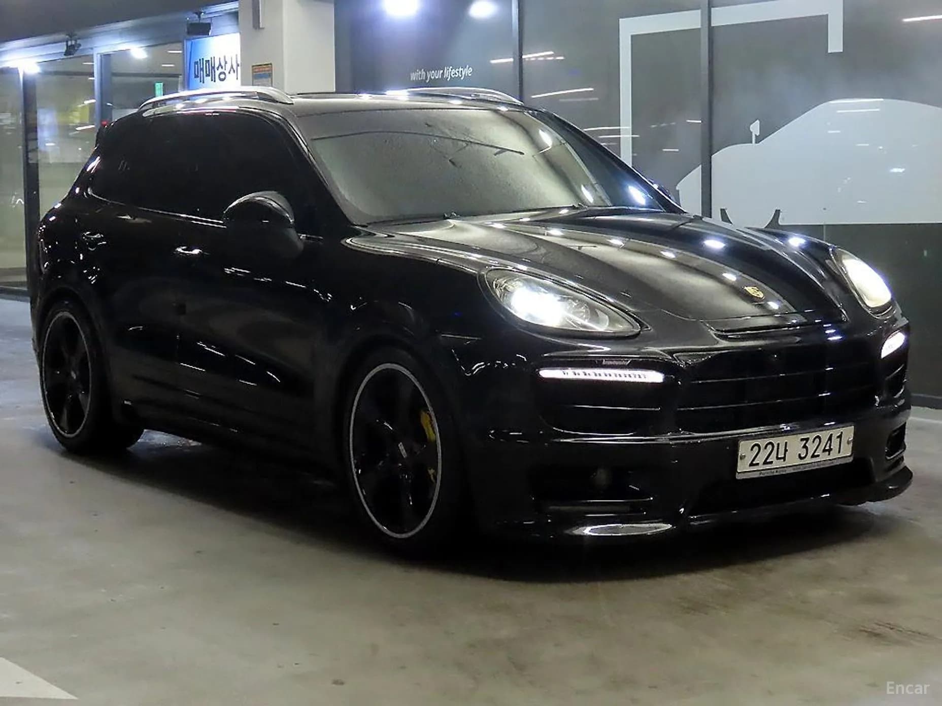 New Cayenne