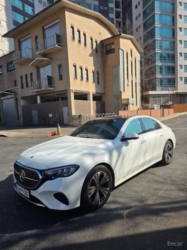E-Class W214