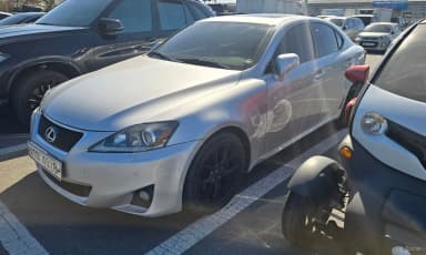 IS250