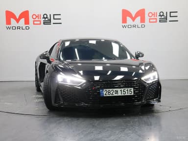 R8 (4S)
