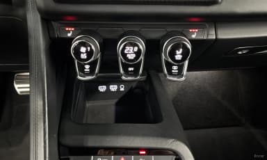 R8 (4S)