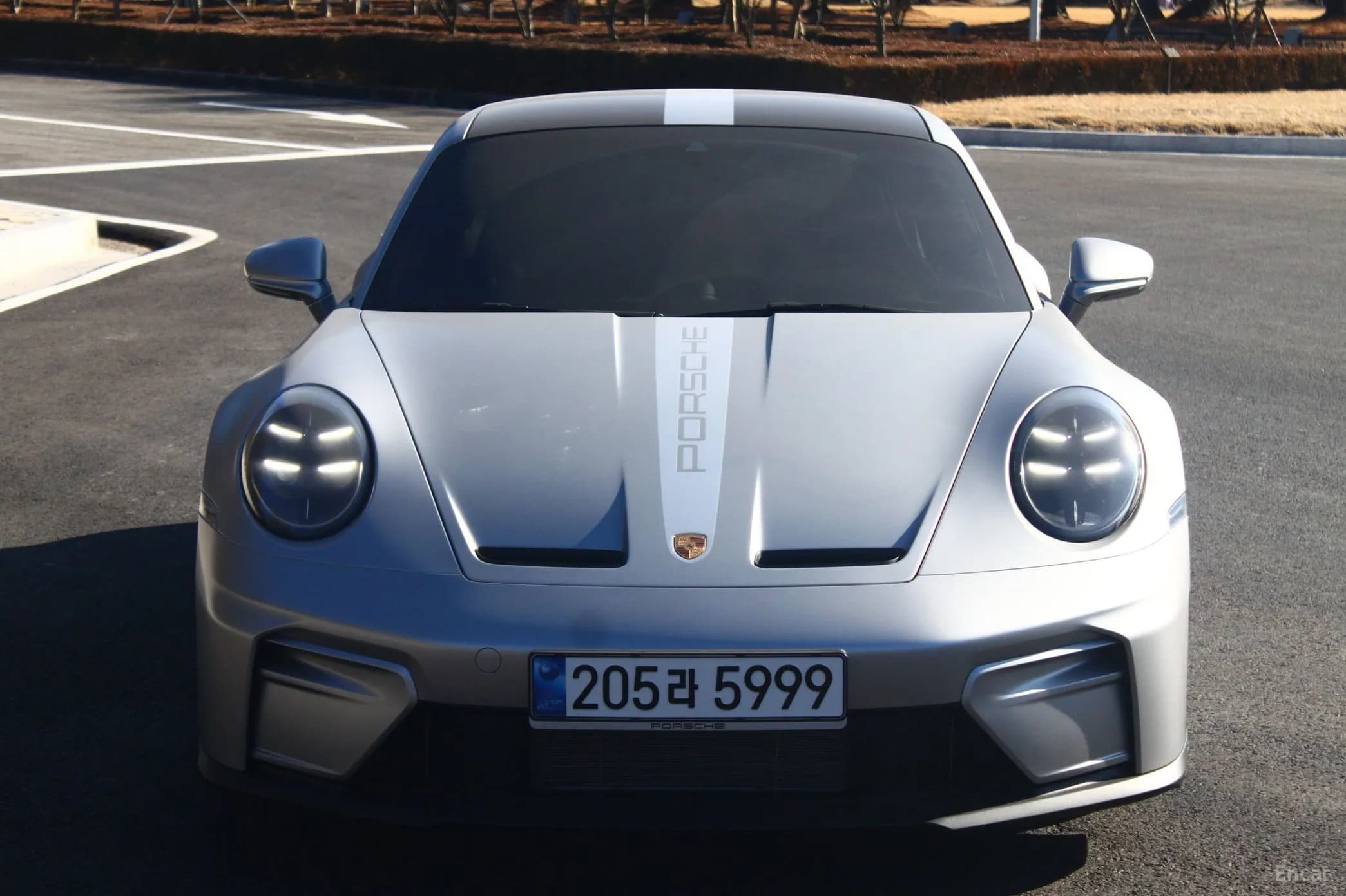 911 (992)