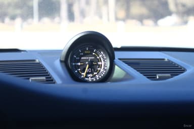 911 (992)