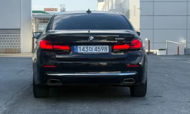 5 Series (G30)