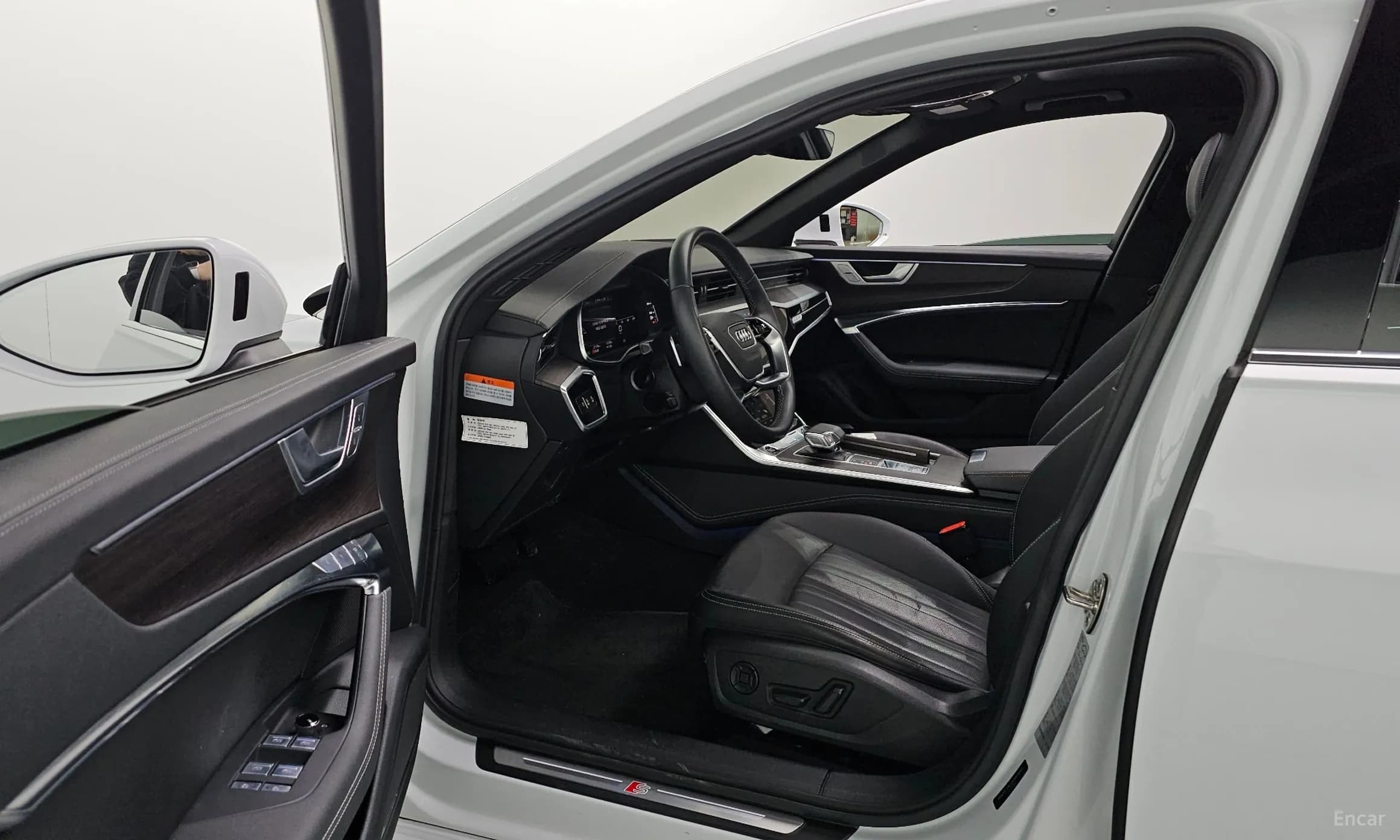A6 (C8)