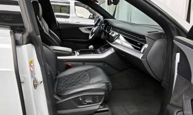 Q8 (4M)