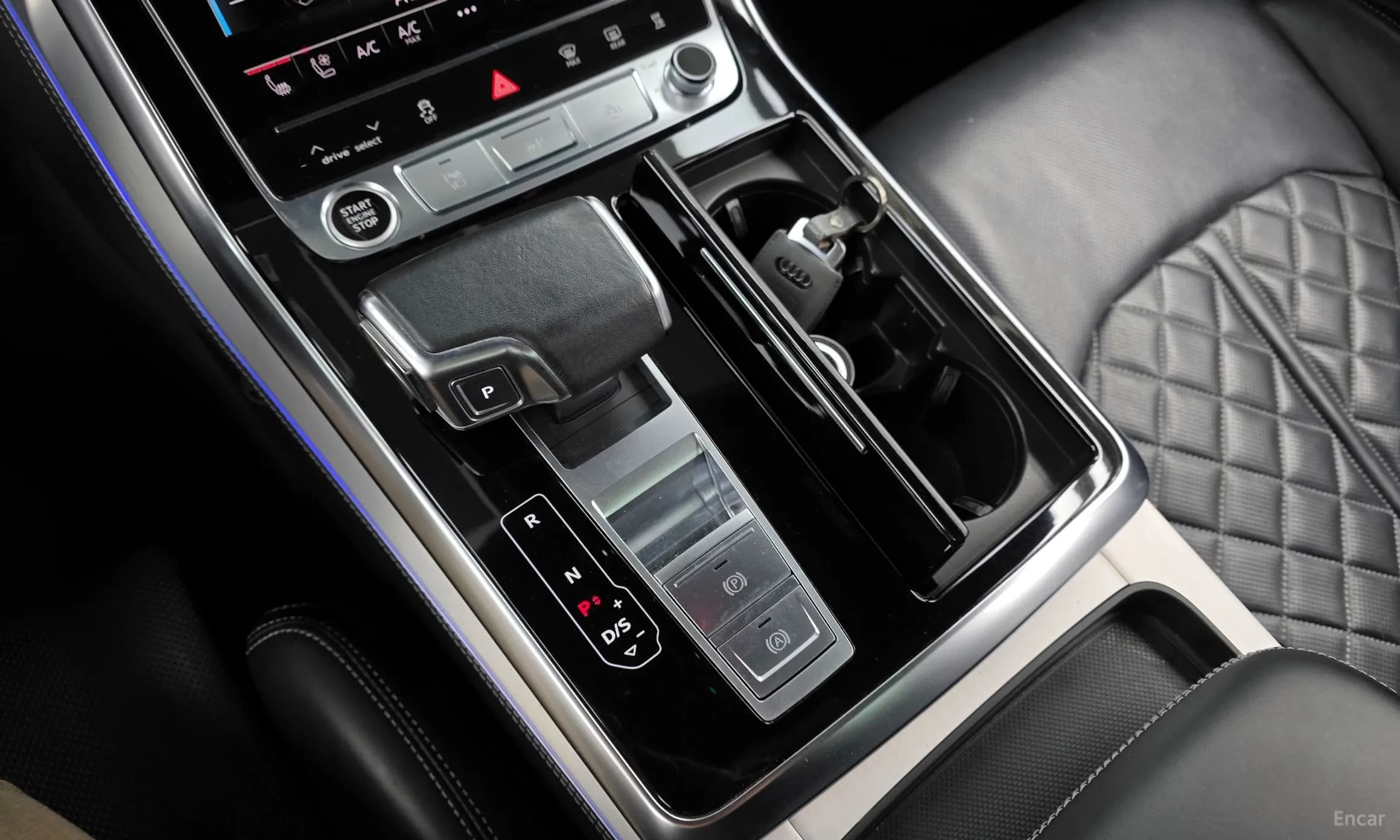 Q8 (4M)